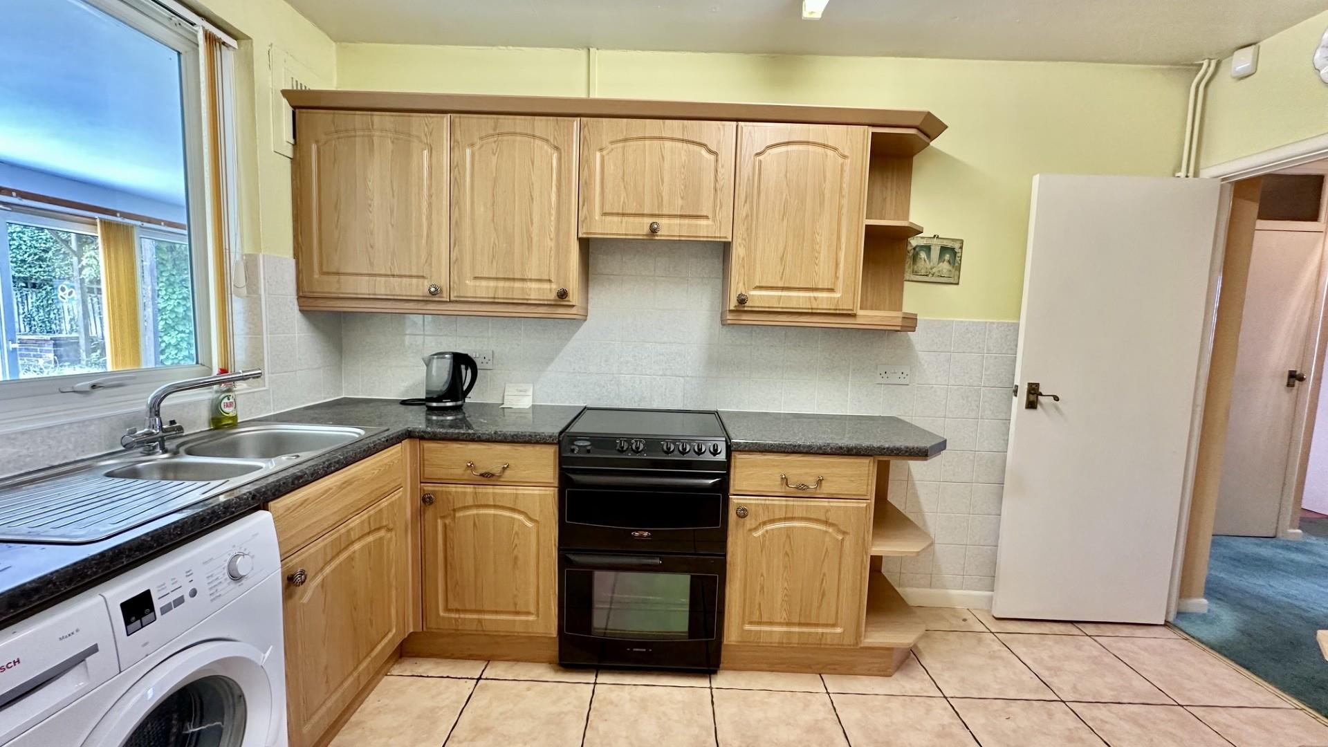 3 bed property in St. Helens Down, Hastings